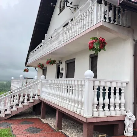 לינה וארוחת בוקר Grand Panorama Wisniowa (Myslenice)