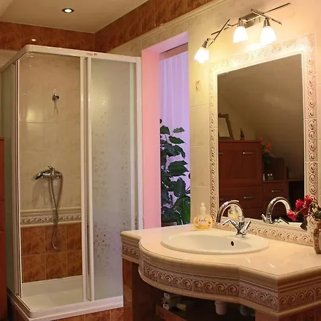 Oda ve Kahvaltı Grand Panorama